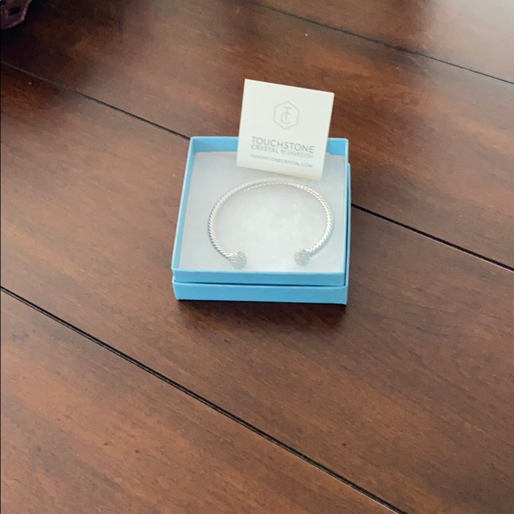 Touch Tone Crystal Cuff Bracket